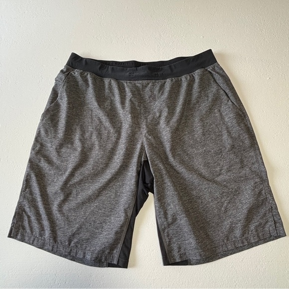 Lululemon THE Shorts Linerless Heathered Grey Running Workout Shorts - Picture 1 of 7